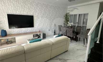Sobrado com 3 quartos à venda em Cidade Continental - SP