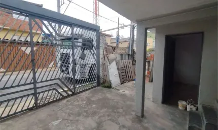 Sobrado com 3 quartos à venda em Parque Residencial Oratorio - SP