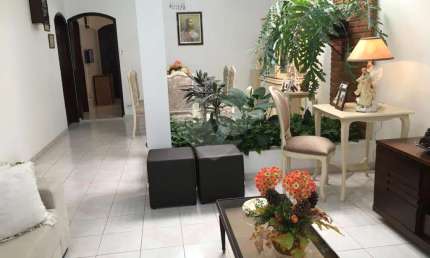 Casa com 3 quartos à venda na Rua Neá, Penha, São Paulo