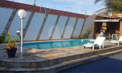 Casa térrea com 3 quartos à venda em Belas Artes - SP