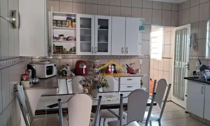 Casa com 3 dormitórios à venda por R$ 800.000,00 - Jardim da Alvorada - Nova Odessa/SP