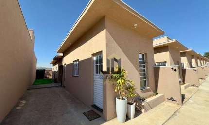 Casa com 2 dormitórios à venda, 59 m² por R$ 350.000,00 - Jardim Santa Fe - Bom Jesus dos Perdões/SP
