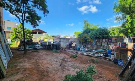 Lote com 460m², rua Clarindo Antônio de Melo, L. P. Pereira - Divinópolis/MG