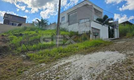 Lote com 360m², sendo 12m x 23m, Rua Edmundo G. da Fonseca, Santa Marta - Divinó