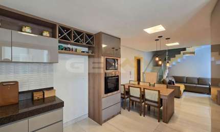 Cobertura duplex à venda no bairro Bom Pastor, 3 quartos com 1 suíte e closet e
