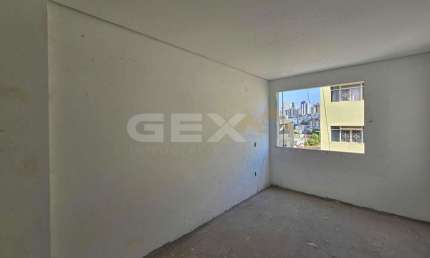 Apartamento à venda no Sidil, 3 quartos sendo 1 suíte.