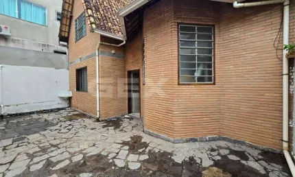Casa com 3 quartos à venda na Rua Araújo, 279, Esplanada, Divinópolis