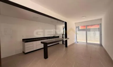 Apartamento à venda no bairro Santa Clara, 3 quartos sendo 1 suíte.