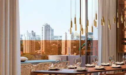Apartamento à venda no centro, 3 quartos sendo todos suítes e 2 vagas.