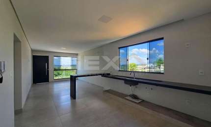 Apartamento à venda no bairro Santa Marta, 3 quartos sendo 1 suíte com closet.