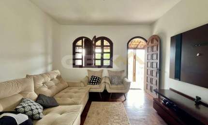 Casa à venda no bairro São Judas, 3 quartos sendo 1 suíte.