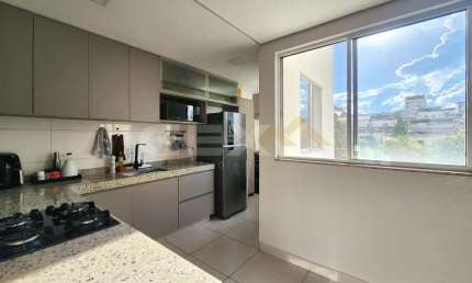 Apartamento à venda no bairro São José, 2 quartos e 1 vaga.