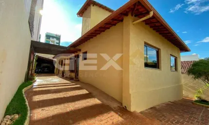 Casa com 3 quartos à venda na Rua dos Inconfidentes, 333, Sidil, Divinópolis