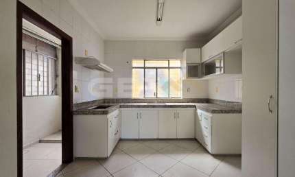 Apartamento à venda no bairro Porto Velho, 3 quartos, 1 suíte e 1 vaga.
