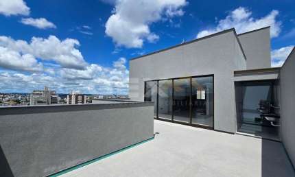 Cobertura duplex à venda sendo de alto padrão no Centro, 3 quartos, 2 suítes e 3
