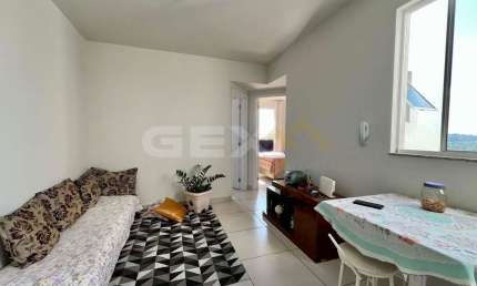 Apartamento à venda no São José, 2 quartos e 1 vaga.
