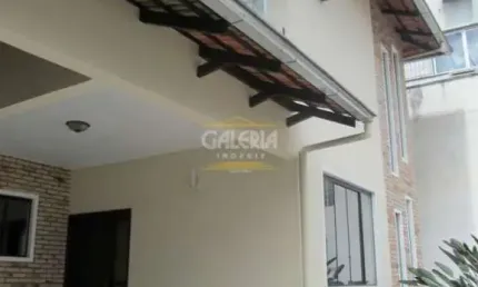 Casa com 3 quartos à venda no Centro, Joinville 