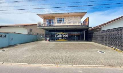 Casa com 4 quartos à venda no Boa Vista, Joinville 