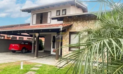 CASA no COSTA E SILVA com 3 quartos para VENDA, 287 m²