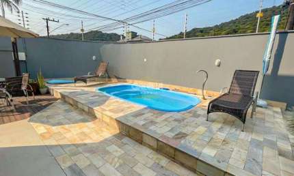 Casa com 3 quartos à venda no Saguaçu, Joinville 