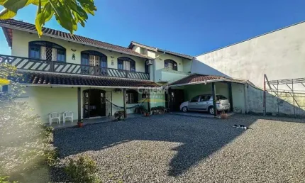 Casa com 3 quartos à venda no Floresta, Joinville 