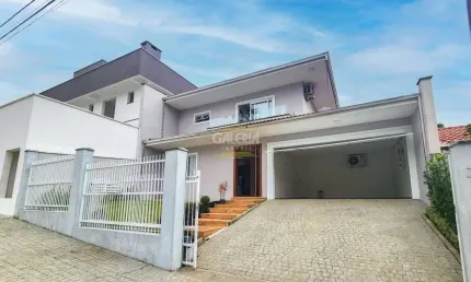CASA no BOM RETIRO com 3 quartos para VENDA, 174 m²