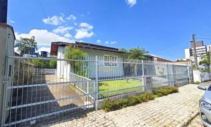CASA no COSTA E SILVA com 4 quartos para VENDA, 175 m²