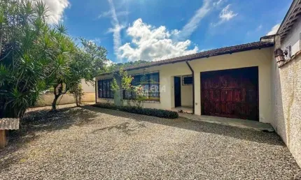 Casa com 3 quartos à venda no Glória, Joinville 
