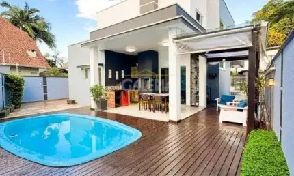 Casa com 3 quartos à venda no Glória, Joinville 
