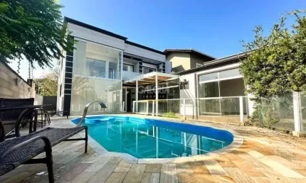 Casa com 5 quartos à venda no Floresta, Joinville 
