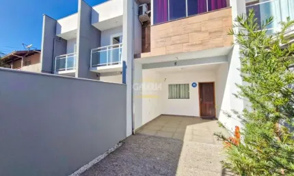 Sobrado geminado no floresta com 2 quartos para venda, 80 m²