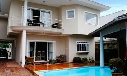 Casa com 3 quartos à venda no Glória, Joinville 