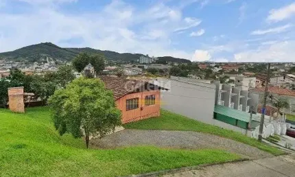 Terreno à venda no Iririú, Joinville 
