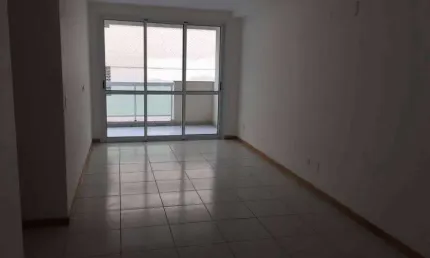Ótimo apartamento no condomínio harmony na rua leonel magalhães 37 em charitas - niterói.