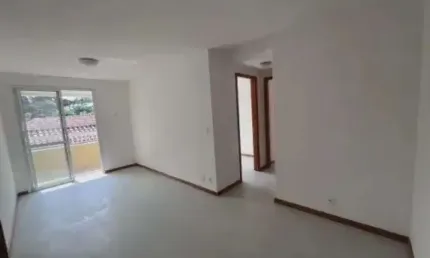 Excelente apartamento no condomínio portal de itaipu