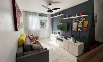 Ótimo apartamento reformado na Noronha Torrezão 407 em Santa Rosa
