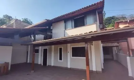 Duas Casas no Mesmo Terreno em Rio do Ouro - São Gonçalo - RJ