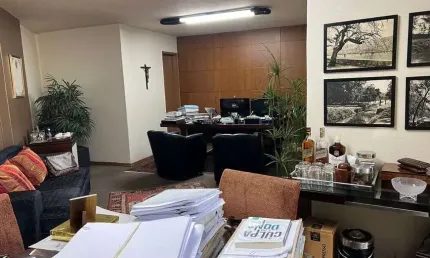 Sala comercial maravilhosa no ed albert sabin no centro de niterói