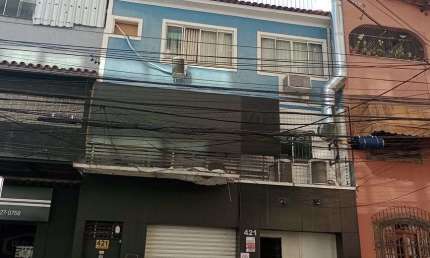 Loja Térrea com Sobrado e Terraço em cima na Rua Lopes Trovão 421.