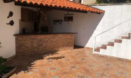 Ótima Casa de alto padrão no Condomínio Ubá 3 para venda.