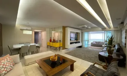Excelente Apartamento no Condomínio Murano na Praia de Icarai em Niterói.