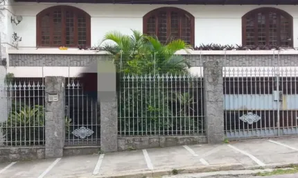 Casa com 4 quartos à venda na Rua Desembargador Aires Itabaiana, 231, Vital Brazil, Niterói