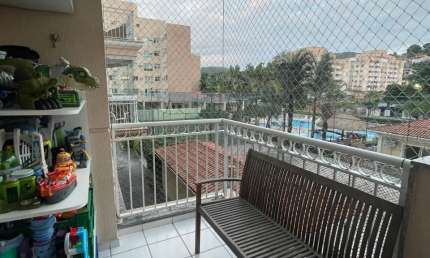 Excelente Apartamento no Condomínio Chácara Pendotiba.