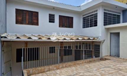 Sobrado para Venda em Diadema, Centro, 3 dormitórios, 2 banheiros, 4 vagas