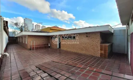 Terreno à venda na Rua Professor Licínio, Vila Scarpelli, Santo André