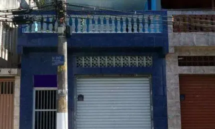 Sobrado para Venda em Santo André, Condomínio Maracanã, 3 dormitórios, 2 suítes, 3 banheiros, 2 vagas