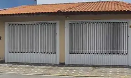 Casa para Venda em São Caetano do Sul, Mauá, 3 dormitórios, 2 banheiros, 5 vagas