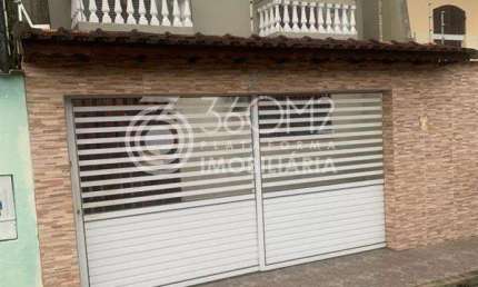 Casa para Venda em Mongaguá, Centro, 3 dormitórios, 2 suítes, 3 banheiros, 2 vagas