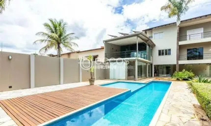 Casa para aluguel, 3 quartos, 3 suítes, 6 vagas, Cidade Jardim - Uberlândia/MG