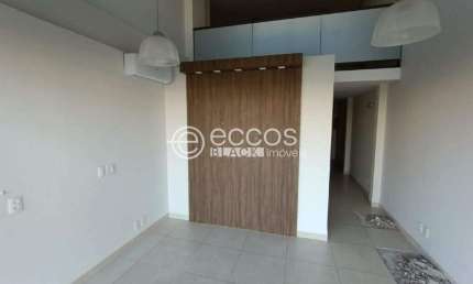Ponto comercial para alugar na Avenida Rondon Pacheco, --, Tabajaras, Uberlândia